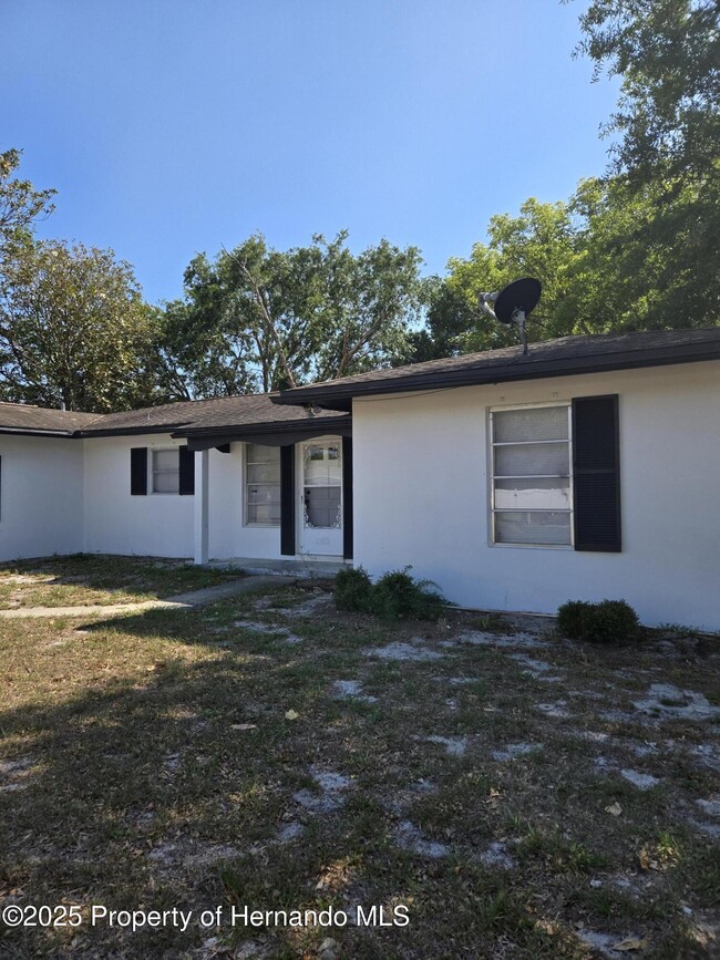 Building Photo - 1049 Barlow Ct