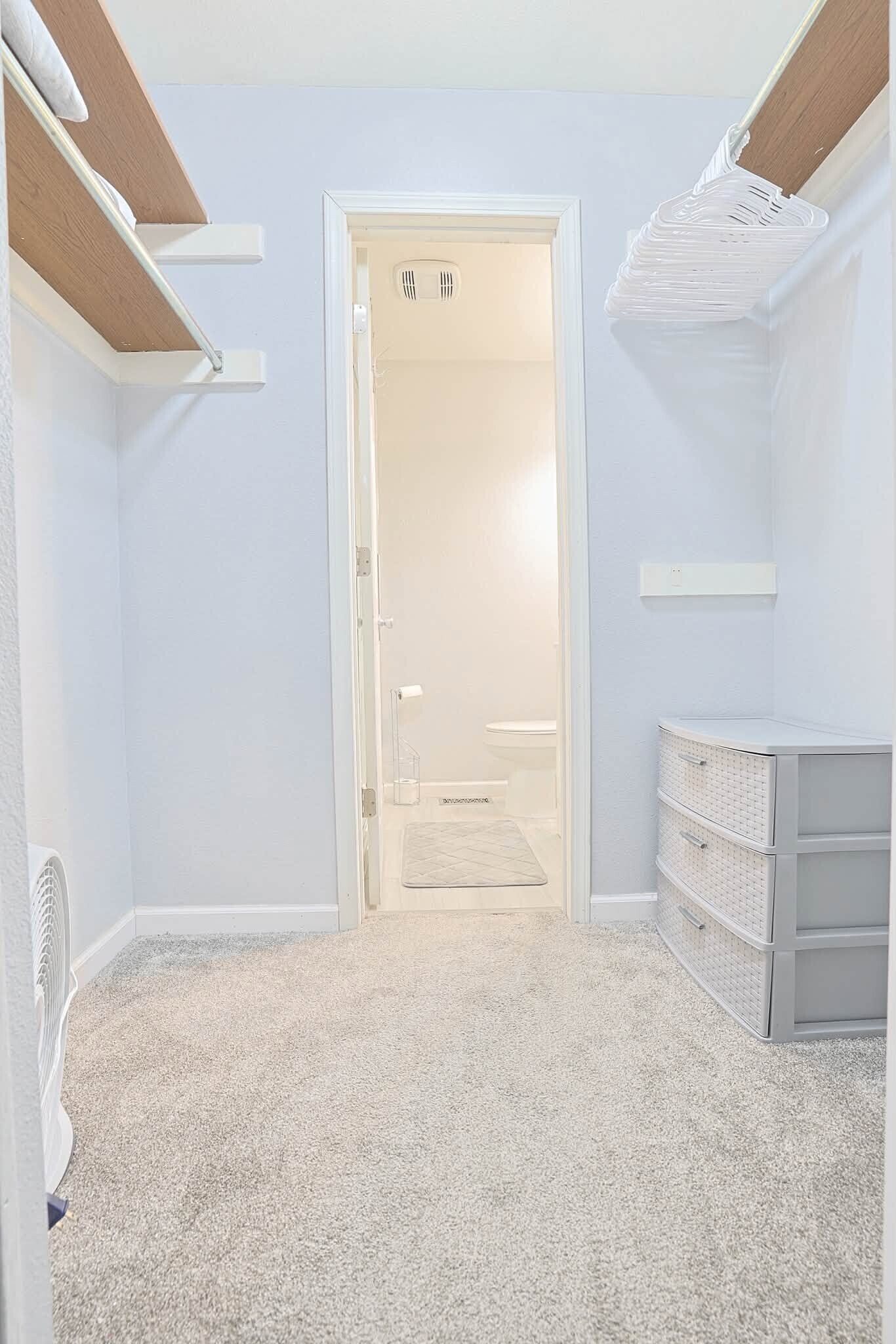 Building Photo - 7302 Huntsmen Cir