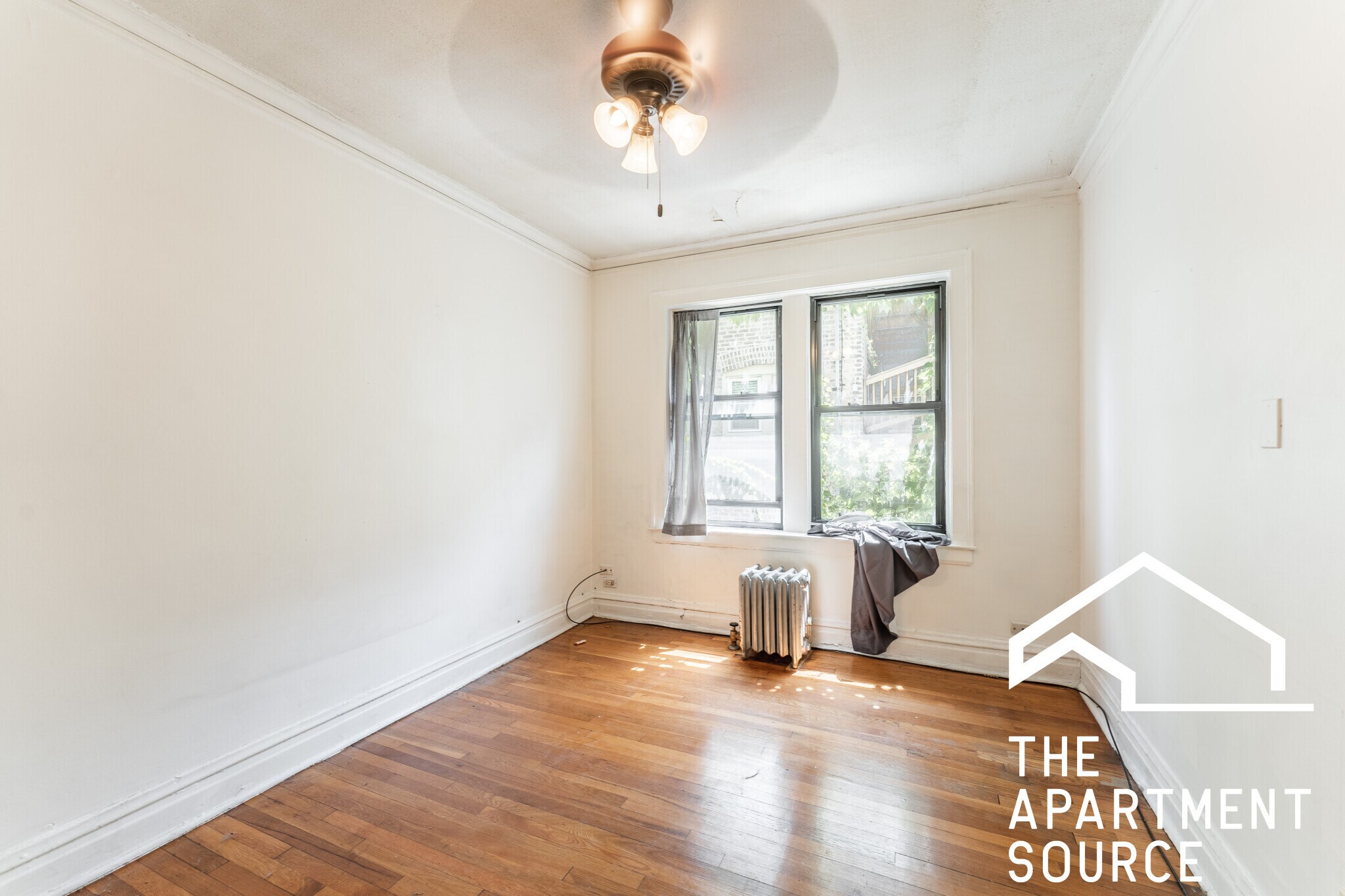 Building Photo - 4723 N Leavitt St