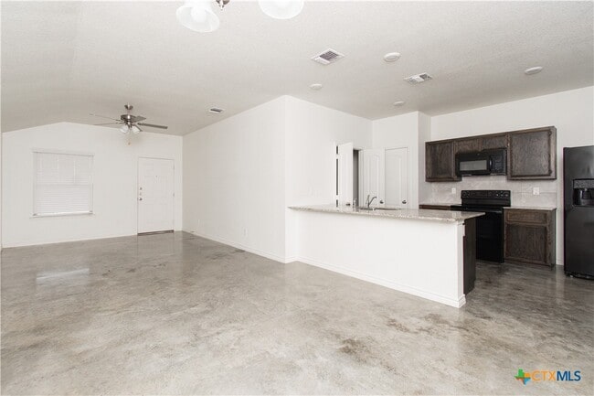 Building Photo - 1004 Barbara Jordan St