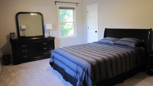 Building Photo - Exclusively Offered by Muse Realty Rentals