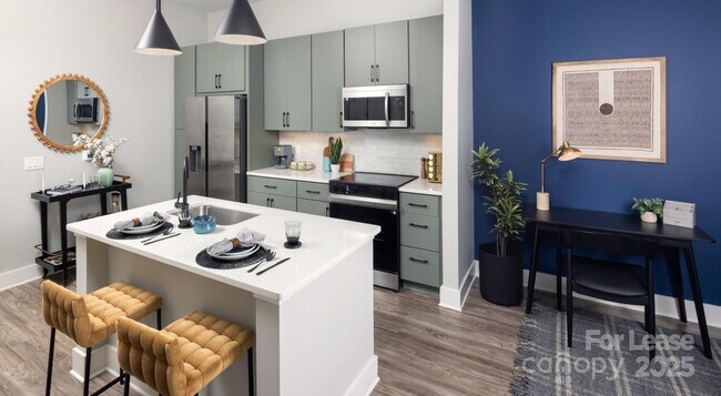 Building Photo - 2220 Wilkinson Blvd