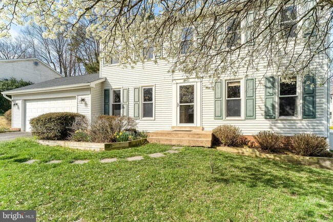 Building Photo - 6302 Shiplett Blvd