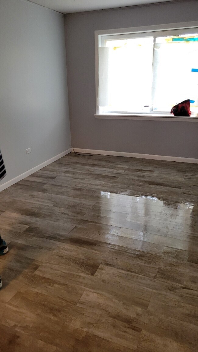 Primary Photo - 14721 Dorchester Ave