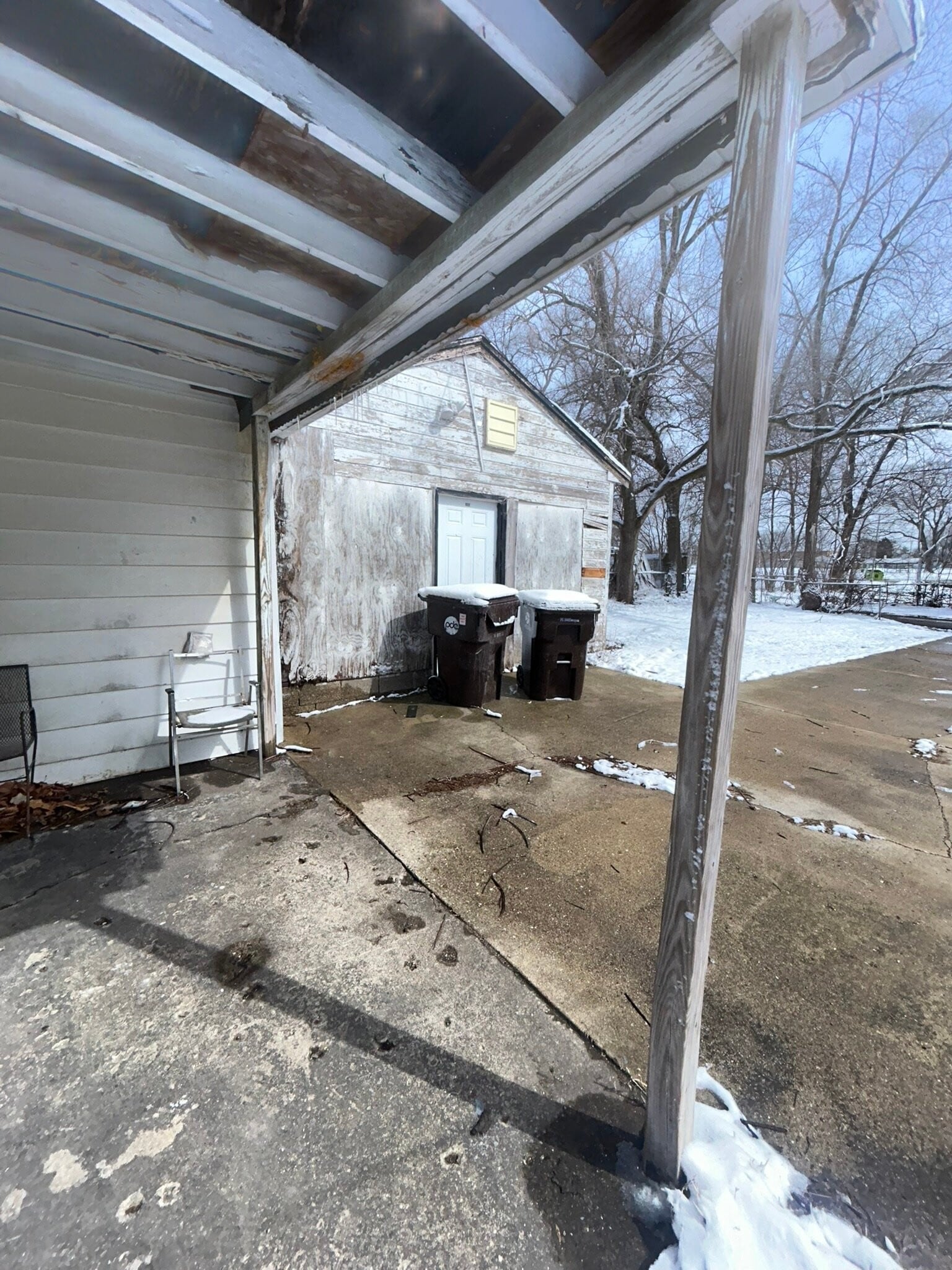 Building Photo - 1400 S Westmoreland Ave