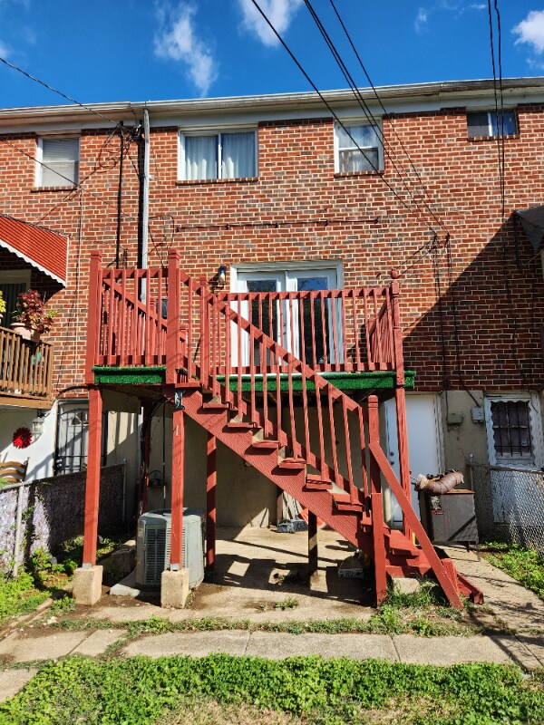 Building Photo - 4883 Melbourne Rd