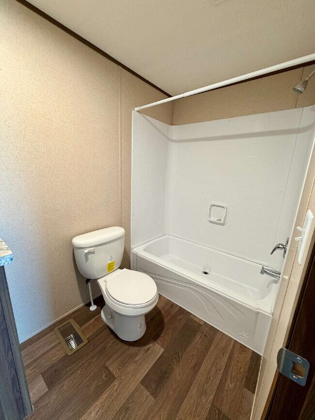 Building Photo - MOBILE HOME FOR RENT IN REHOBETH