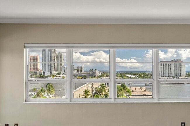 Building Photo - 2500 E Las Olas Blvd