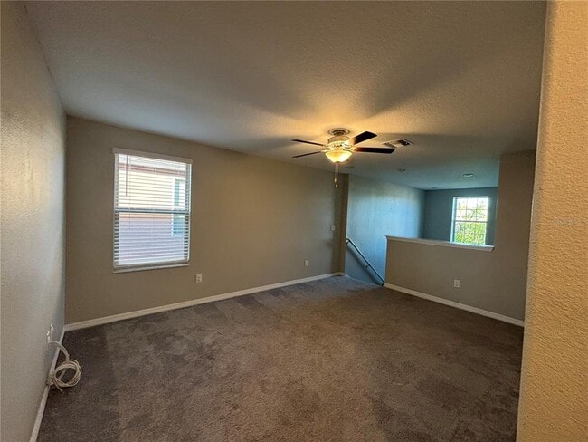 Building Photo - 572 Argyll Dr