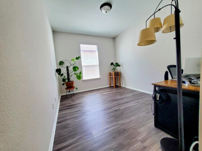 Building Photo - 14120 James Garfield St