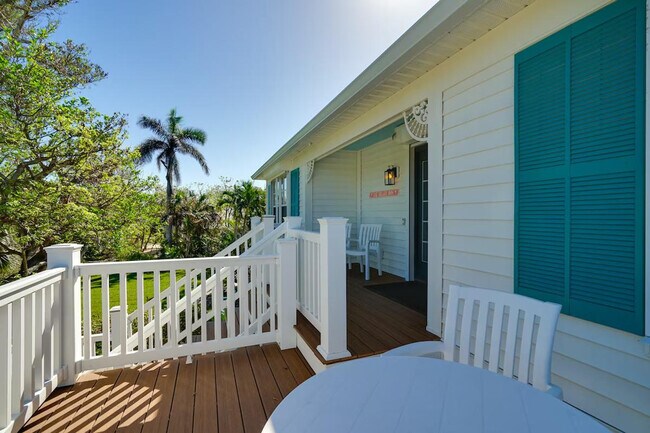 Building Photo - 4563 Brainard Bayou Rd