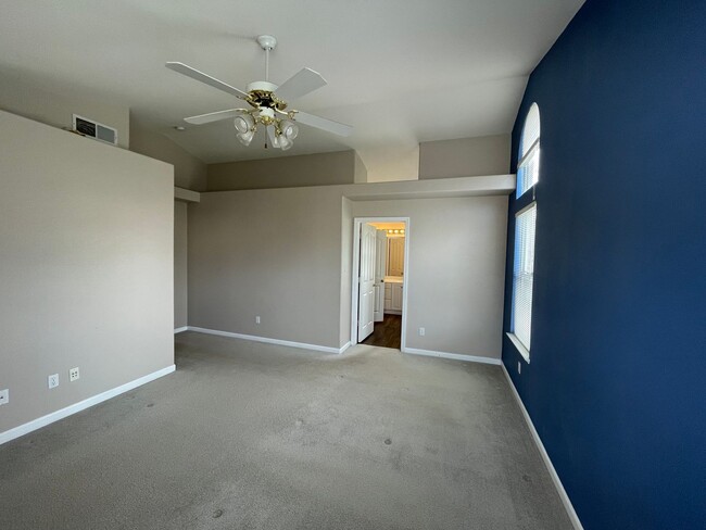 Building Photo - Upstairs Bonus Room, Attached 3-Car Garage...