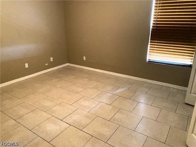 Building Photo - 5212 3rd St W