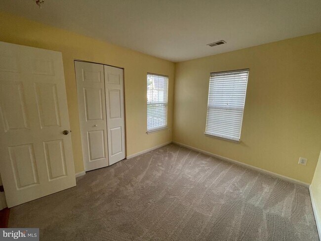 Building Photo - 43455 Quigley Ln