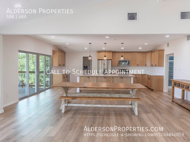 Building Photo - 268 White Oak Dr