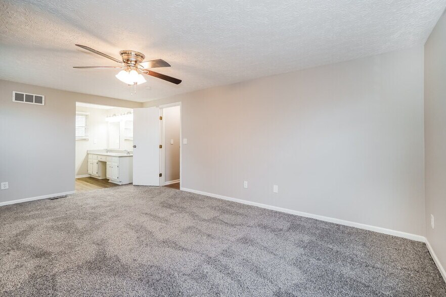 Building Photo - 442 Rambling Brook Dr