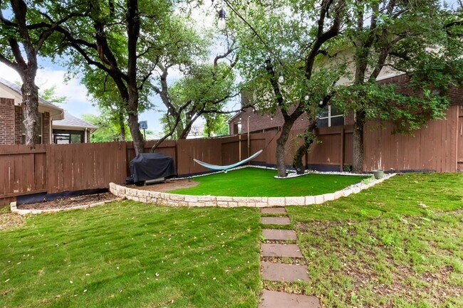 Building Photo - 4424 Casa Robles Dr