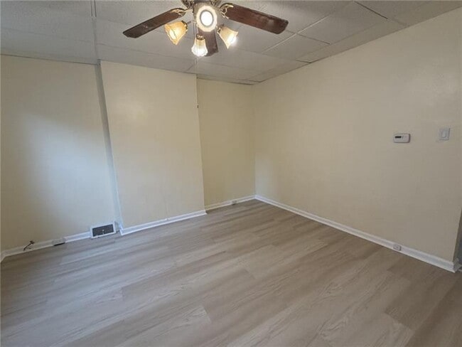 Building Photo - 235 38th St