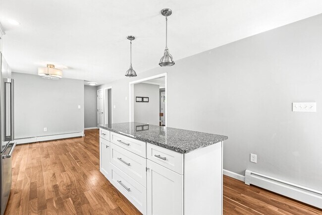 Building Photo - 38 Idora Ave