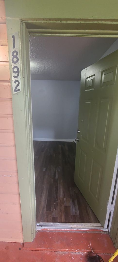 Building Photo - 1892/1894 W 3rd St.