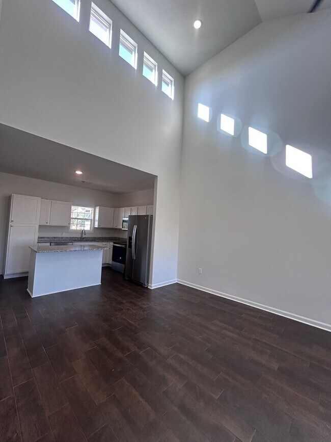 Building Photo - 4804 Antosh Cir