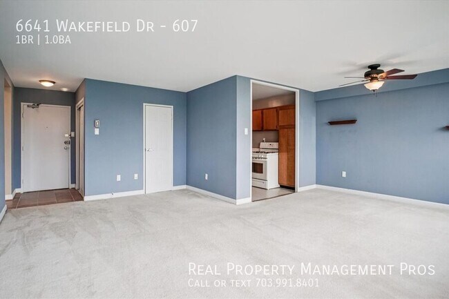 Building Photo - 6641 Wakefield Dr