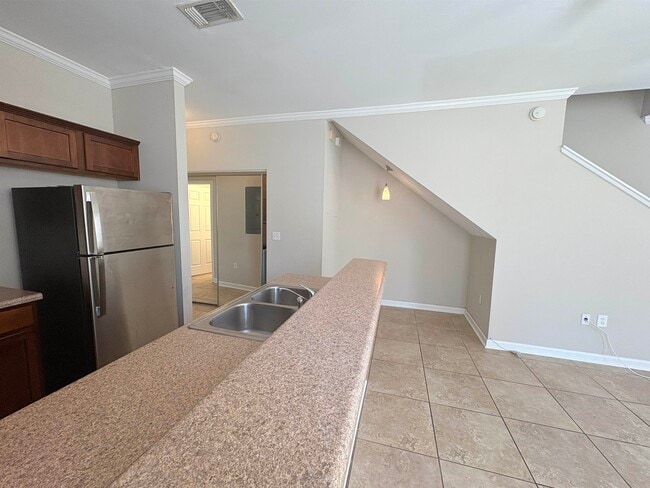 Building Photo - 2400 Fred Smith Rd