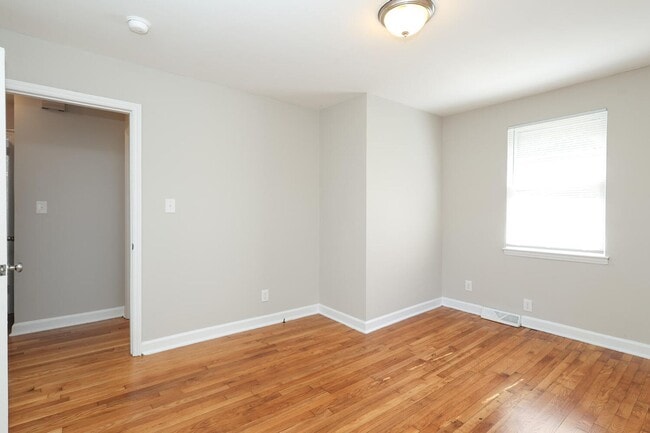 Building Photo - Newly renovated Ranch style 3 bedroom 1 ba...