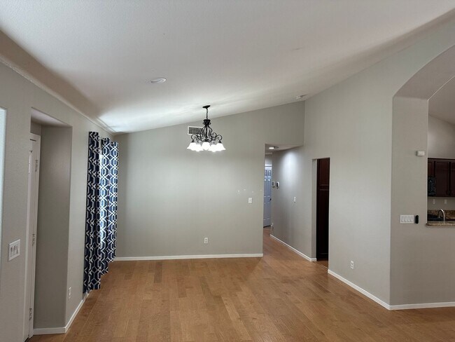 Building Photo - Single Story, Three Car Garage, Three Bedr...