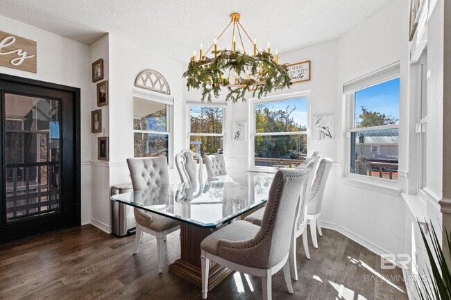 Building Photo - 41997 Bayou Rd