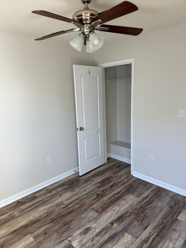 Building Photo - 204 Treeline Ln