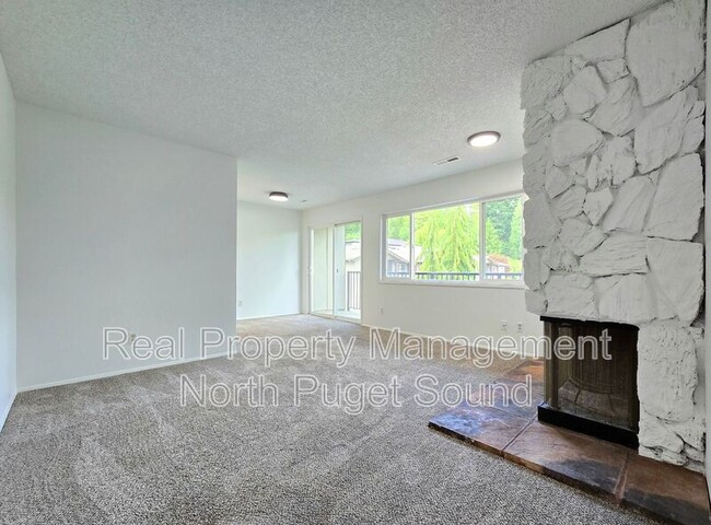 Building Photo - 9517 NE 180th St