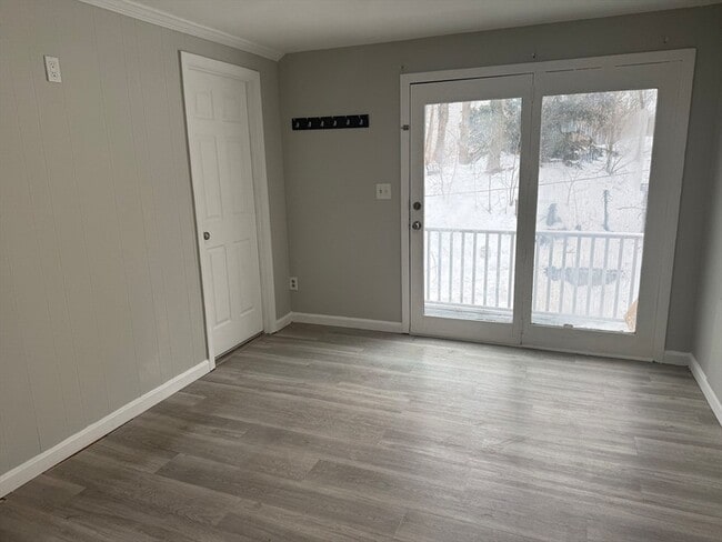 Building Photo - 176 Court St