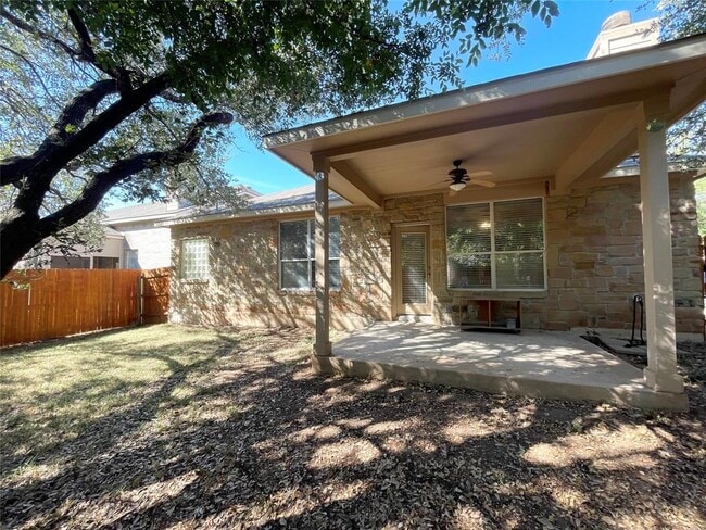 Building Photo - 300 Steer Acres Ct