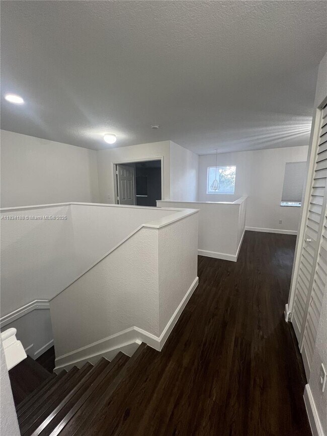 Building Photo - 13468 SW 23rd St