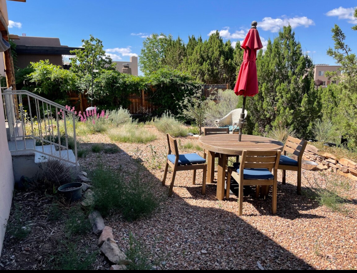 Building Photo - 4542 Camino Placitas