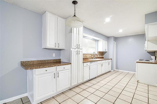 Building Photo - 524 Patterson Dr