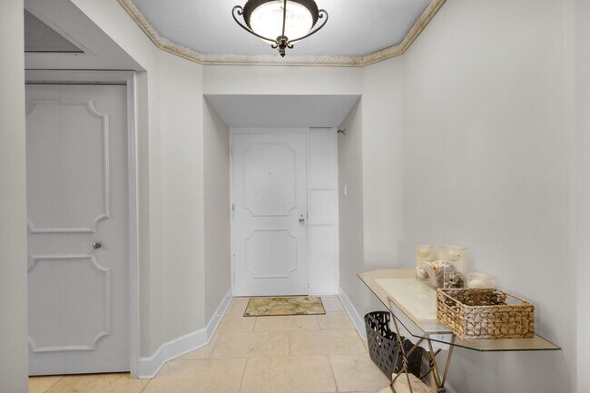 Building Photo - 5380 N Ocean Dr
