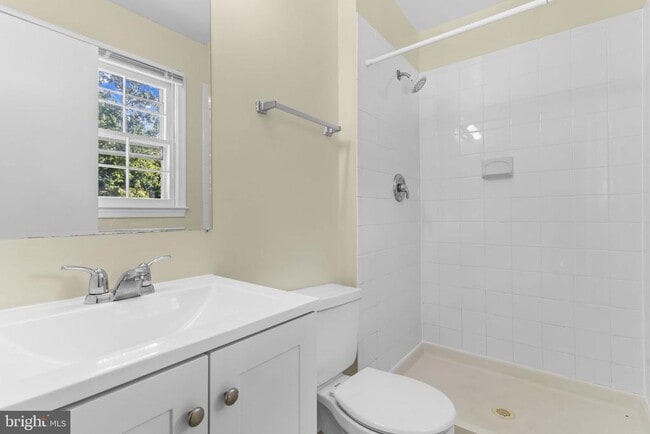 Building Photo - 7219 Bona Vista Ct