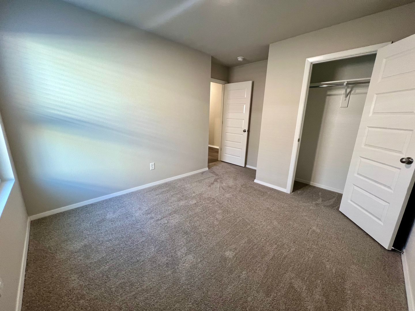 Building Photo - 8912 Preston Ct
