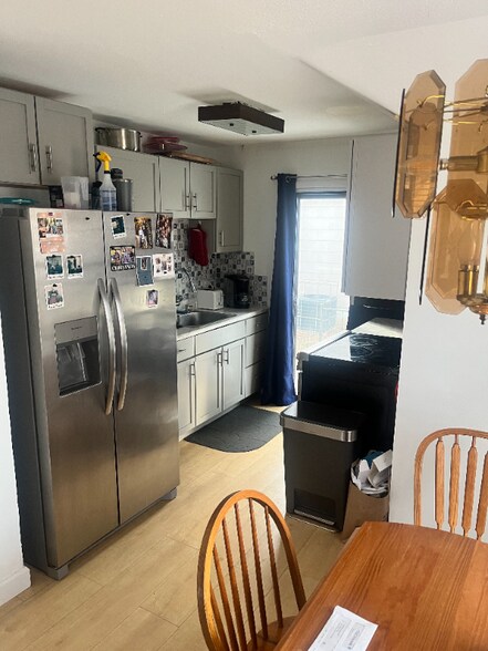 Building Photo - 609 W 86th Terrace