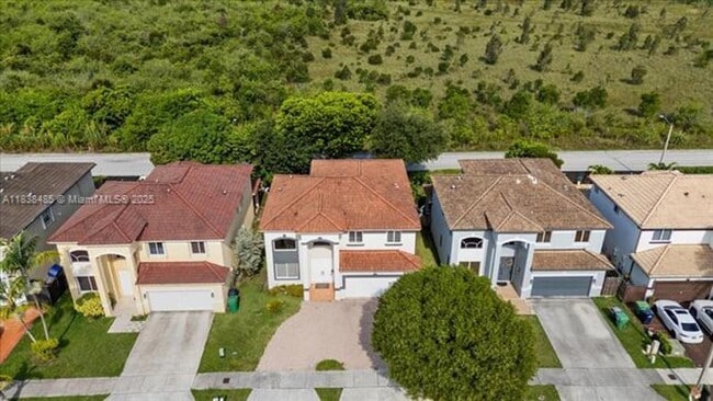 Building Photo - 5776 SW 166th Ct