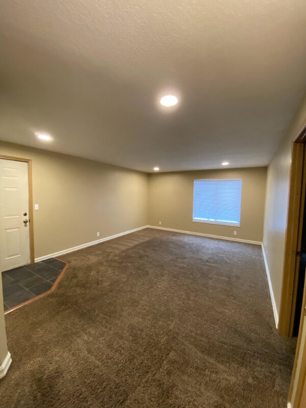 Building Photo - 418 NW 17th St