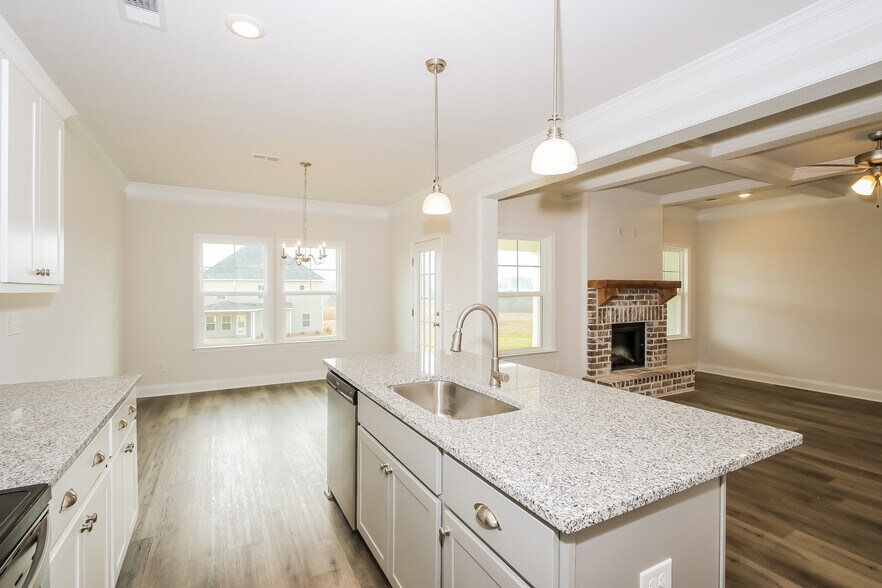 Building Photo - 6059 Bakerville Ln