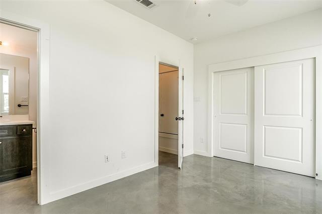 Building Photo - 3513 S Hills Ave