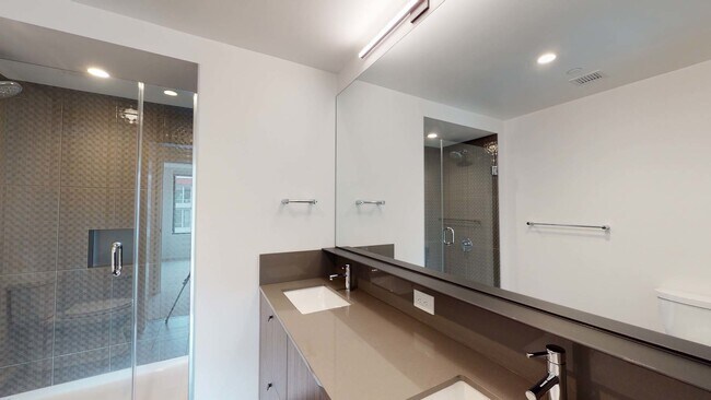 Building Photo - 345 Harrison Ave