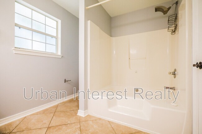 Building Photo - 314 Liriope Loop