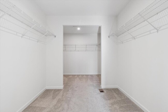 Building Photo - 2206 Weatherbee Ln