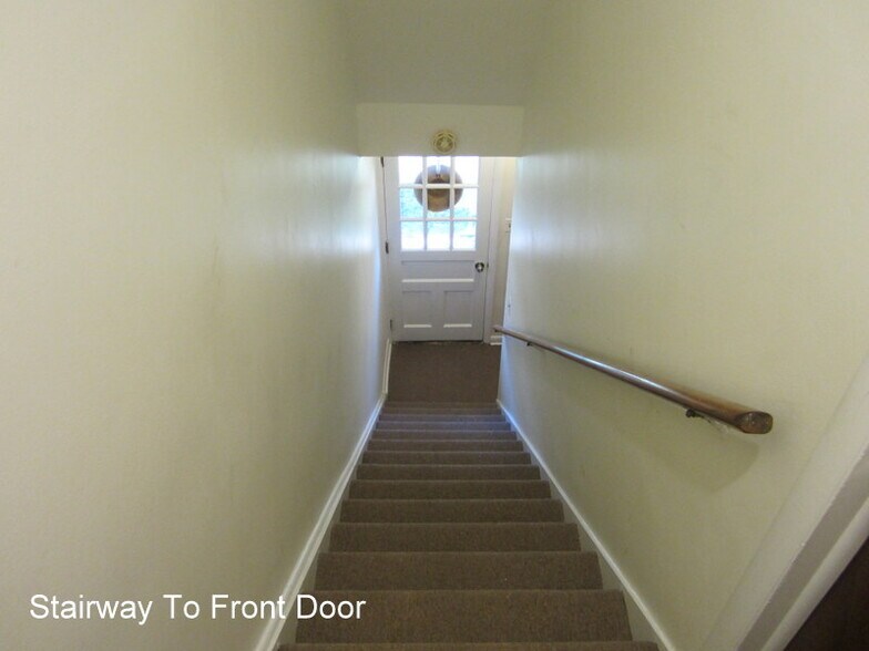 Building Photo - 1229 Drexel Ave