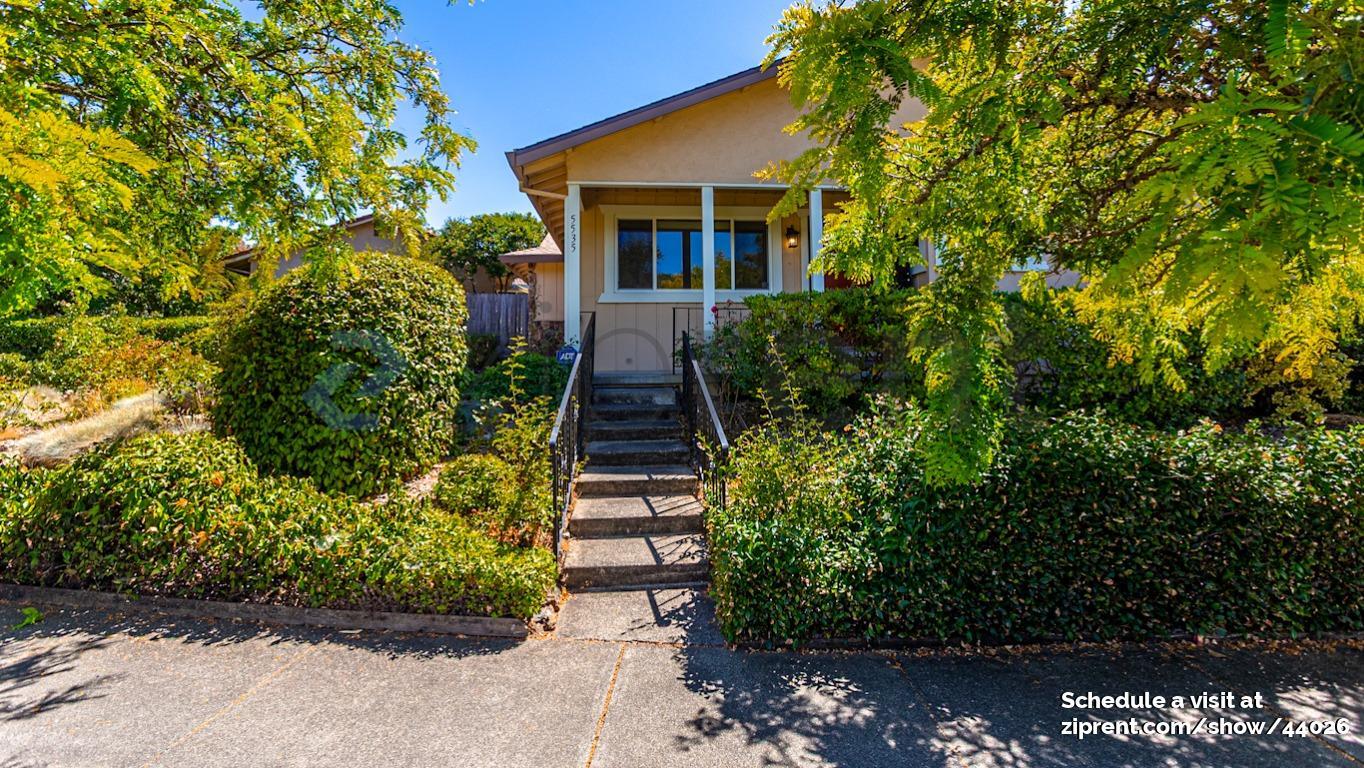 Building Photo - 5535 El Encanto Cir
